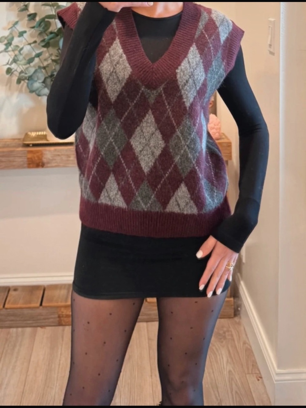 Marled Argyle V-Neck Sweater Vest - Burgundy and Gray